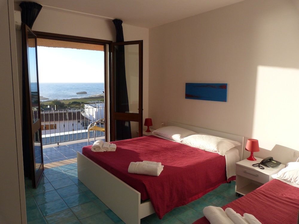 Triple Room, Balcony, Sea View