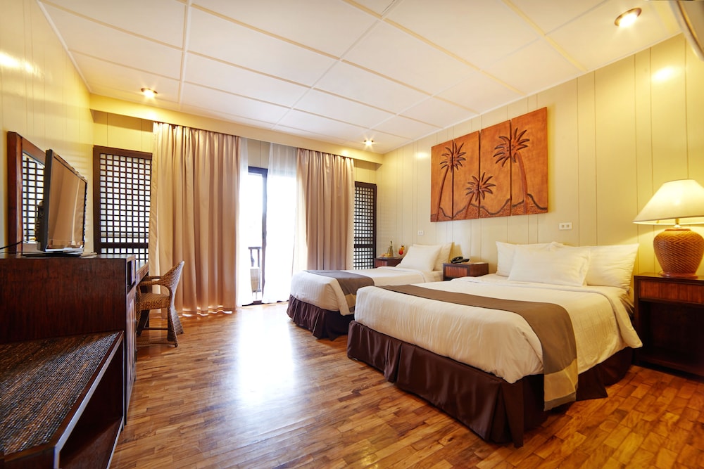 Deluxe Room - Photo 2