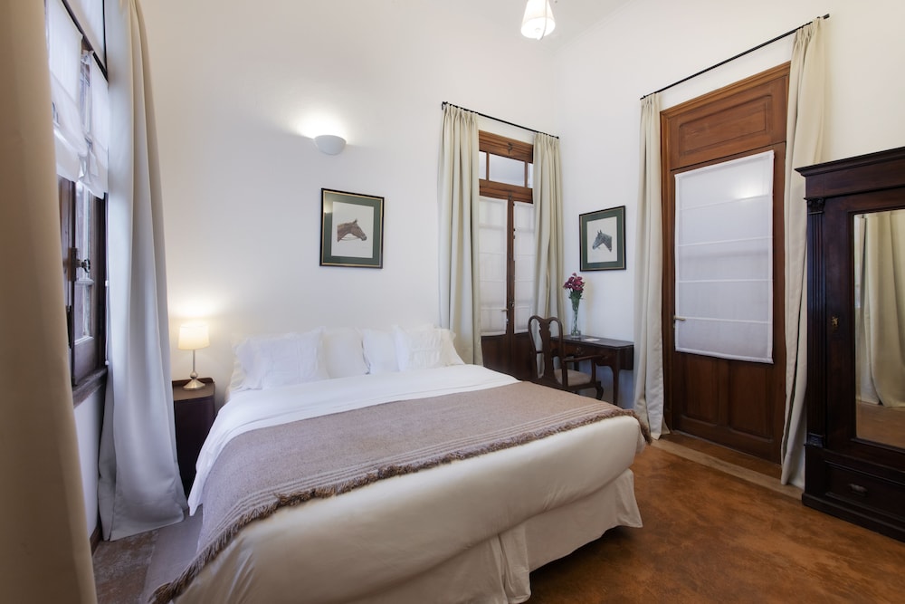 Luxury Villa photo 1