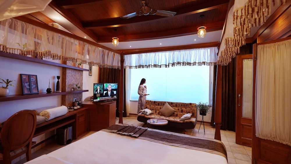 Presidential Room