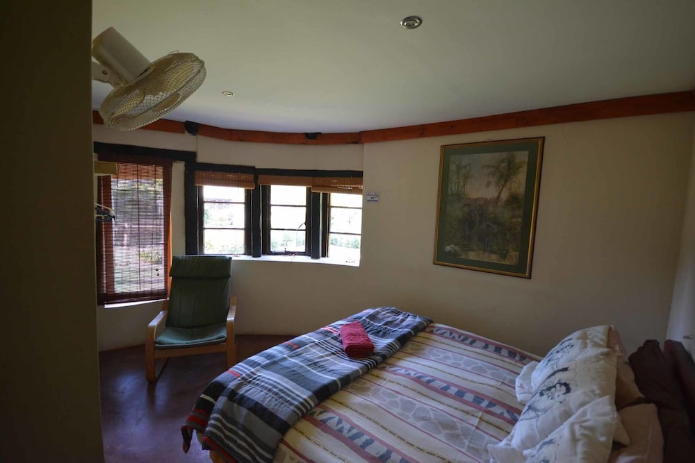 House, Valley View (Owl) photo 2