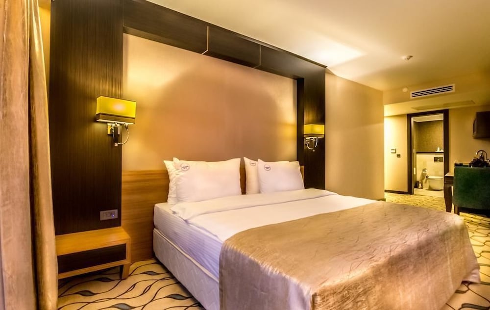 Single Room, 1 Double Bed