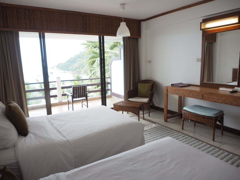 Deluxe Seaview - Photo 6