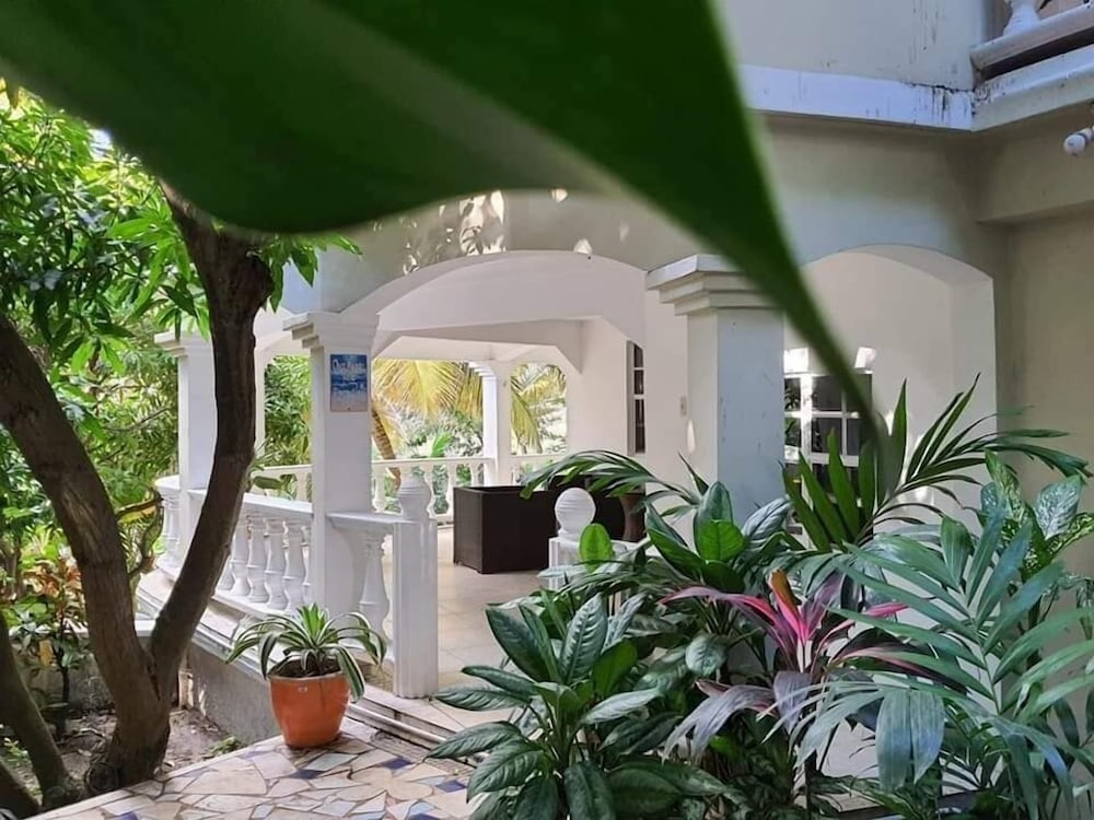 Hotel Building
