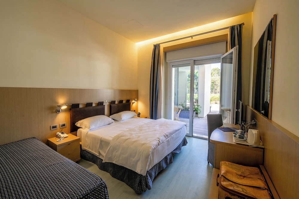 Superior Double Room (Vista Giardino)