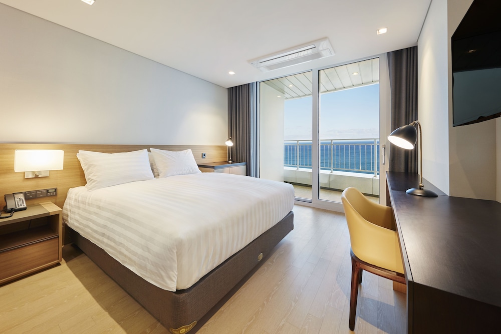 [Infinite PKG for 2] Executive Double Room, Ocean View - Infinite Access for 2 Per stay