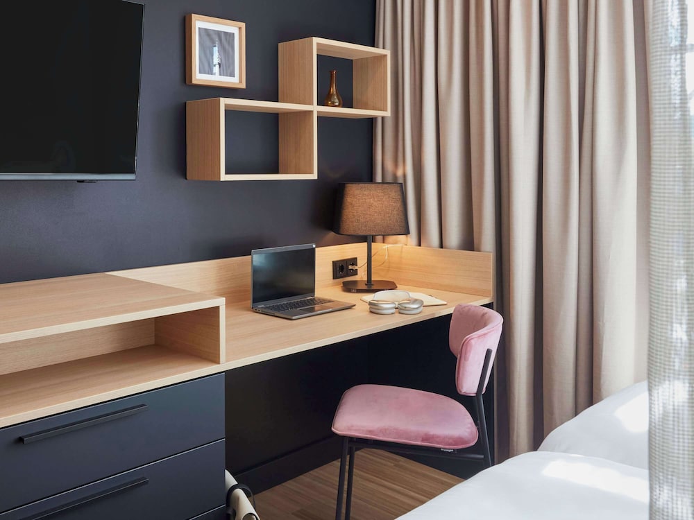 One bedroom apartment with double beds