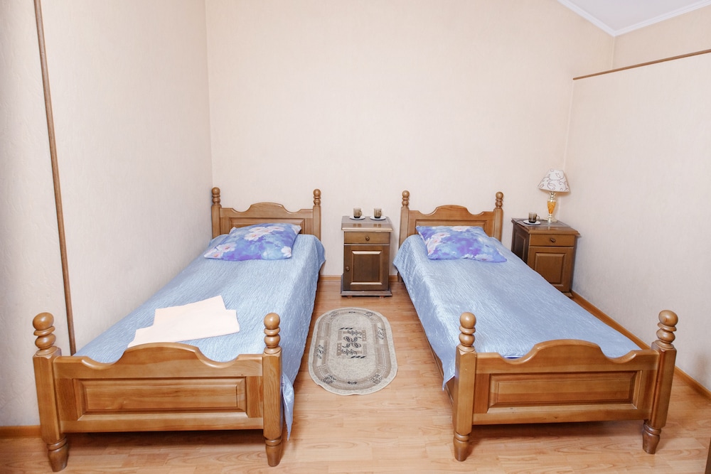 Basic Twin Room photo 1