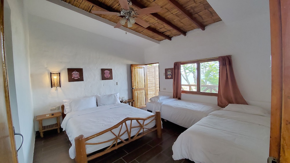 Bungalow with Sea View photo 1