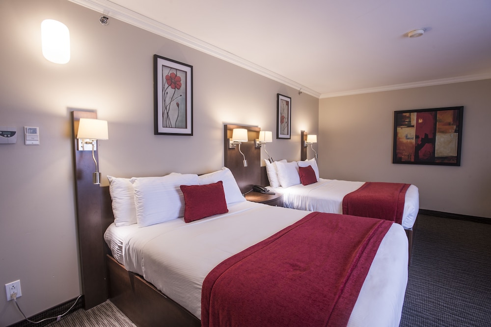 Standard Room, 2 Double Beds, Non Smoking - Photo 2
