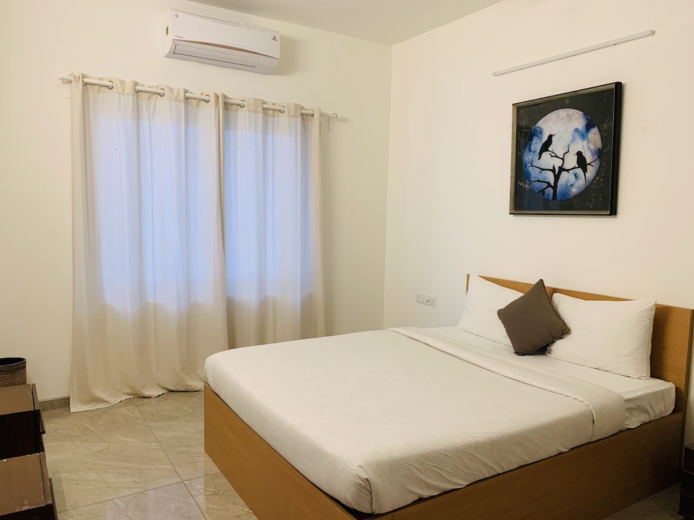 Orchard 4 BHK Villa with Pool
