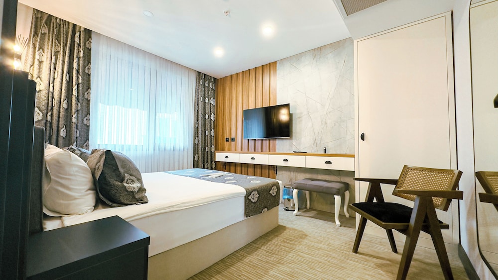 Standard Condo