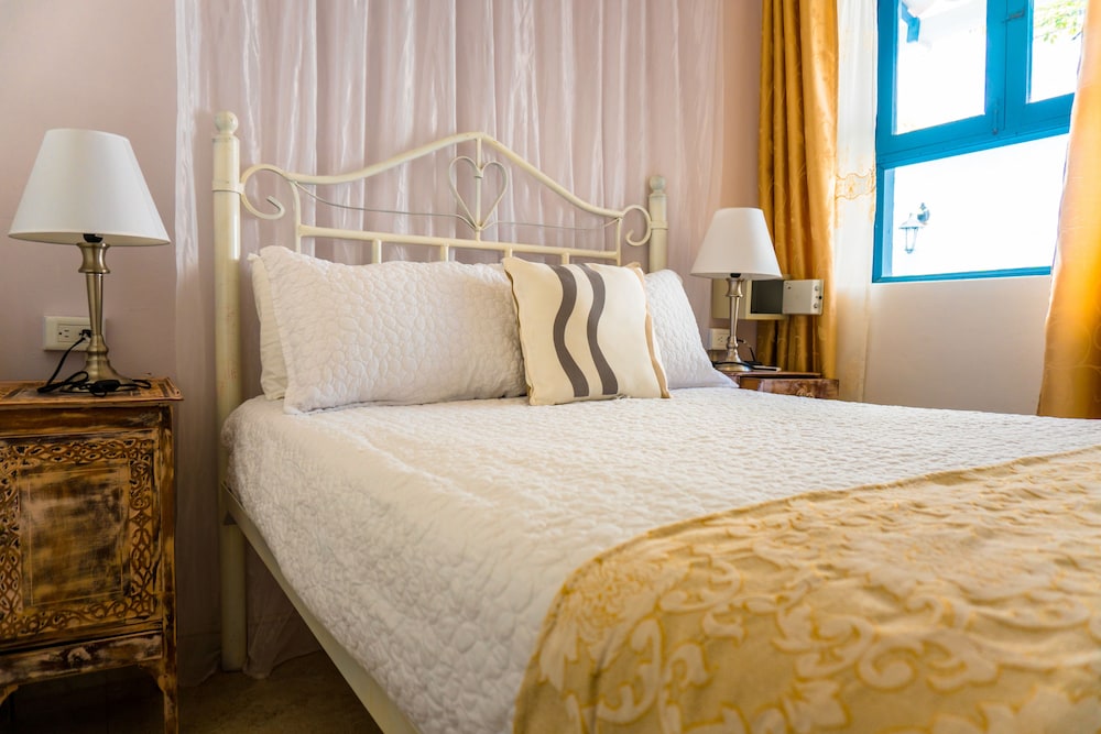 Classic Double Room, 1 Double Bed, Pool View photo 3