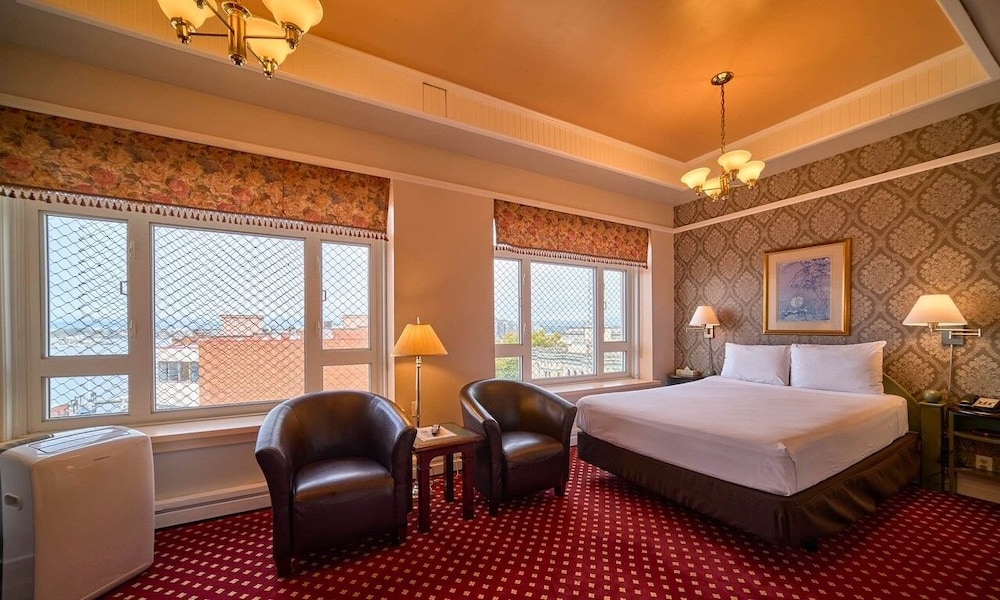 Superior Room, 1 Queen Bed, City View photo 2