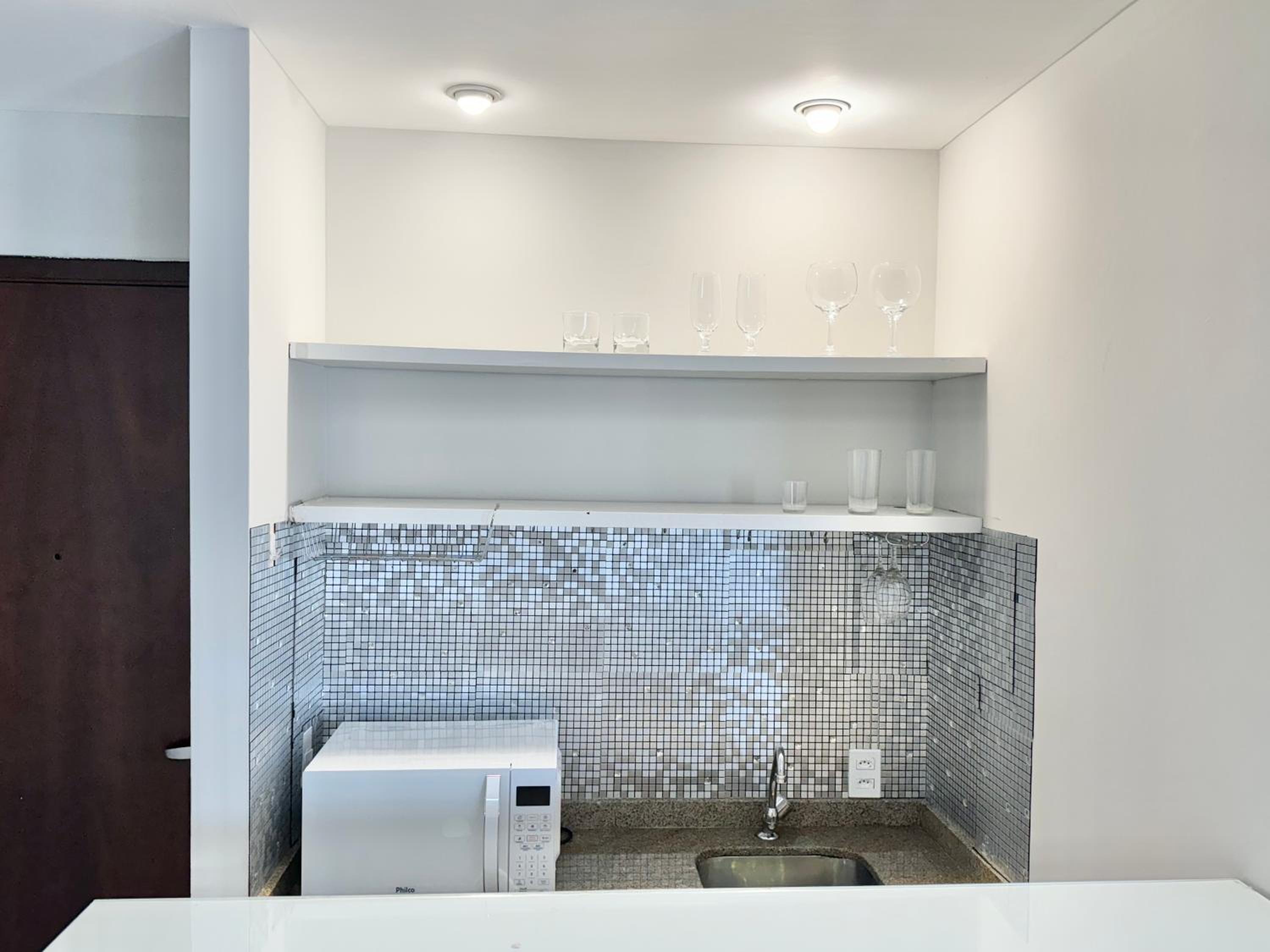 Suite - Photo 7