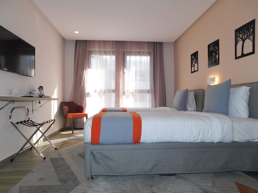 Condo, 3 Bedrooms, Beach View (2101E)