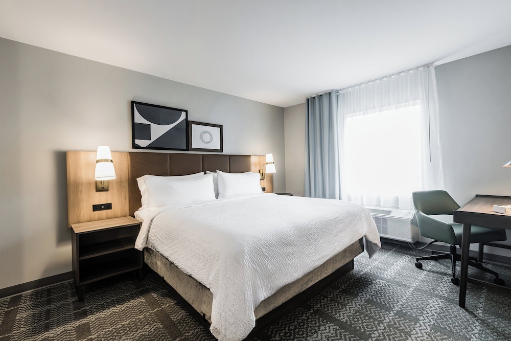 Suite, 1 Bedroom, Accessible, Kitchen (Communications) - Photo 1