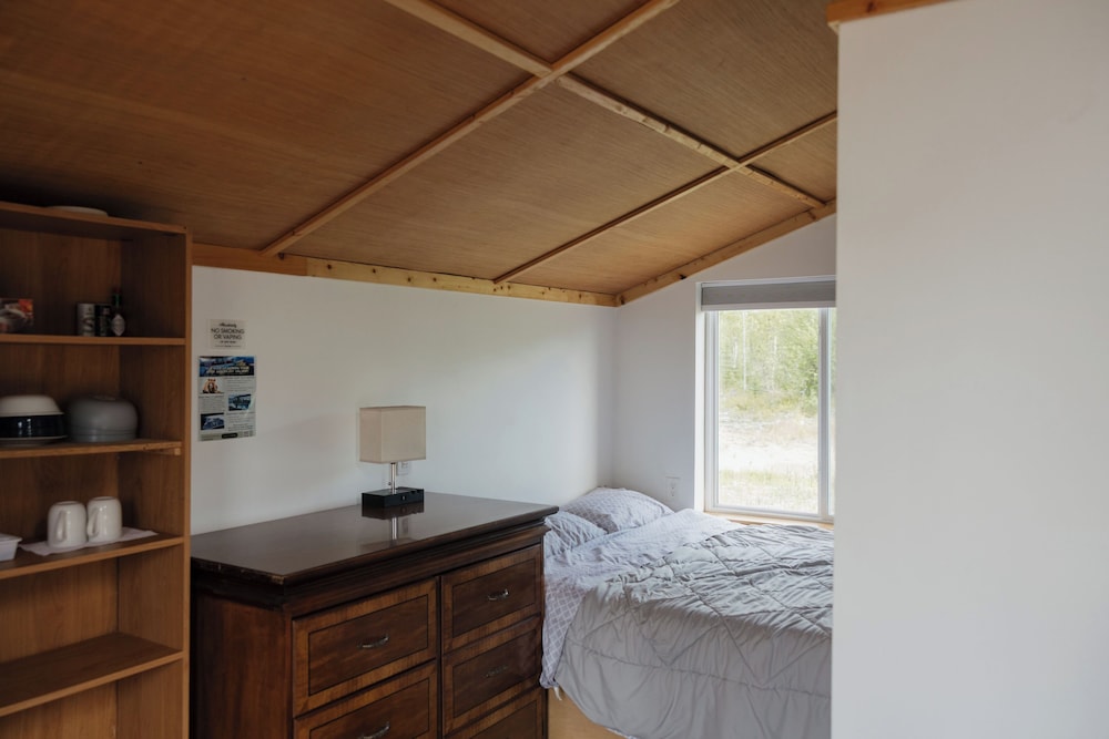 Cozy Cabin, Private Airstrip photo 2
