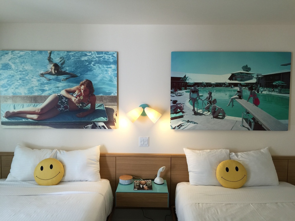 Deluxe Room, 2 Double Beds