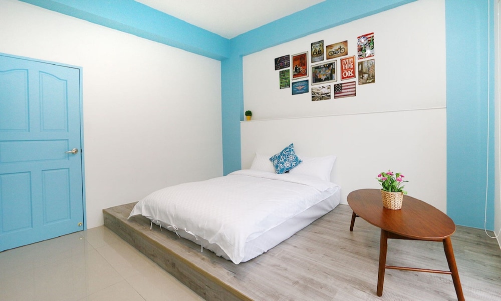 Double Room, Mountain View (202) photo 2