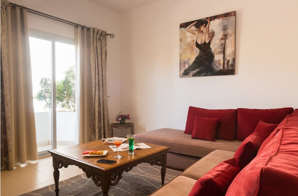 Business Suite photo 3