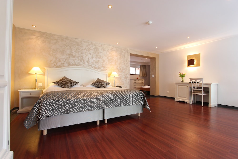 Seiler Suite with Balcony photo 1