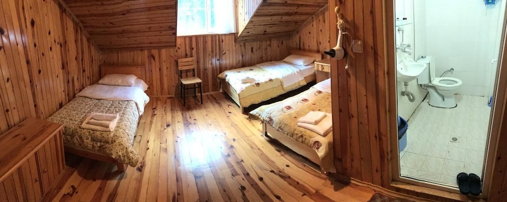 Quadruple Room photo 2