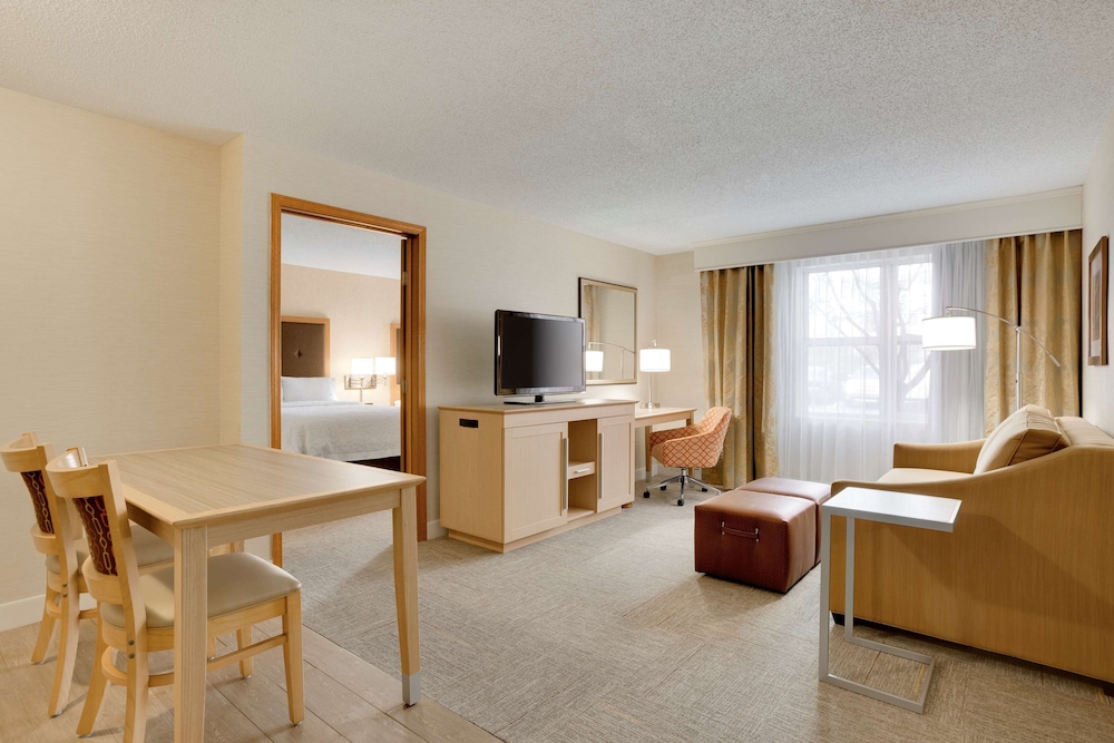 Suite, 2 Queen Beds, Non Smoking, Refrigerator & Microwave (Wet Bar) photo 1