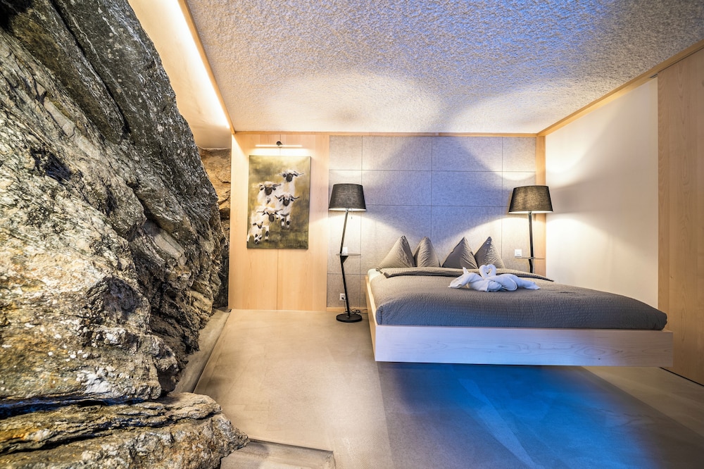 Luxury Apartment