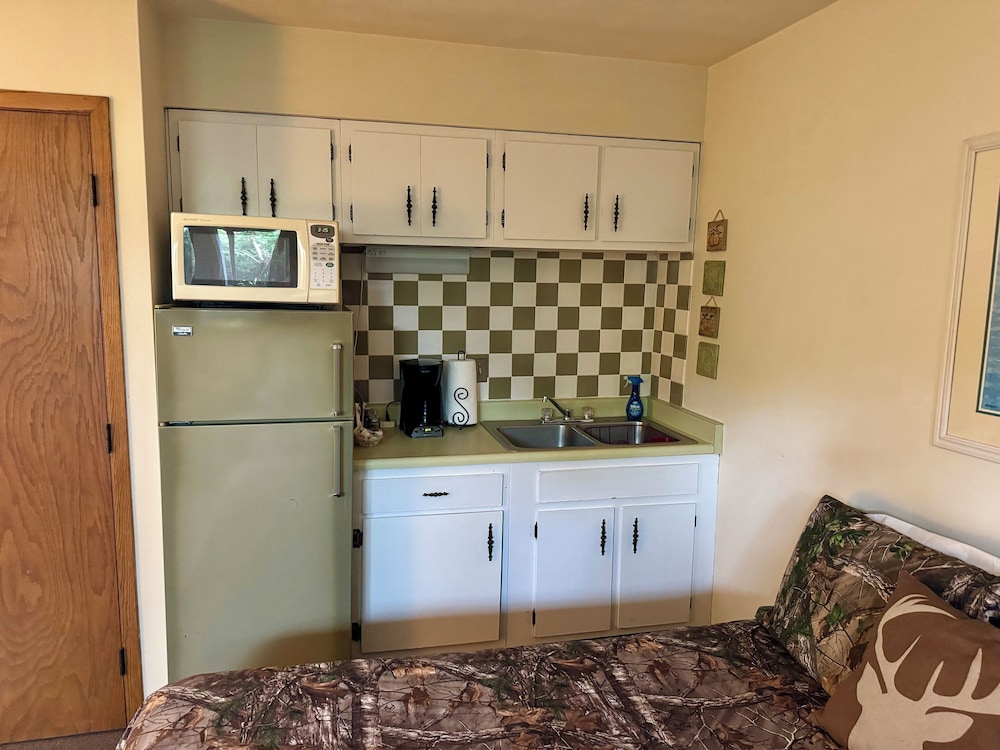 Room, 2 Double Beds, Non Smoking, Kitchenette photo 3