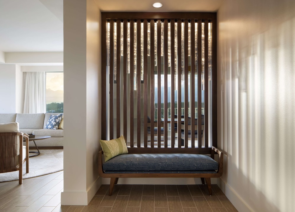 King Oceanfront Vice Presidential Suite