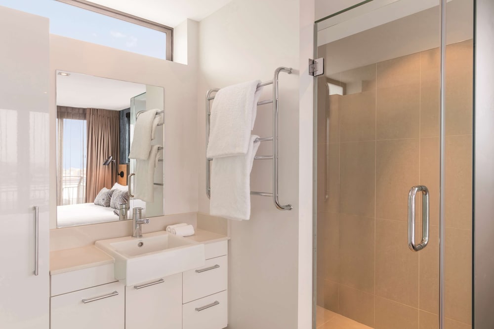 Premier 2 Bedroom Apartment with Balcony