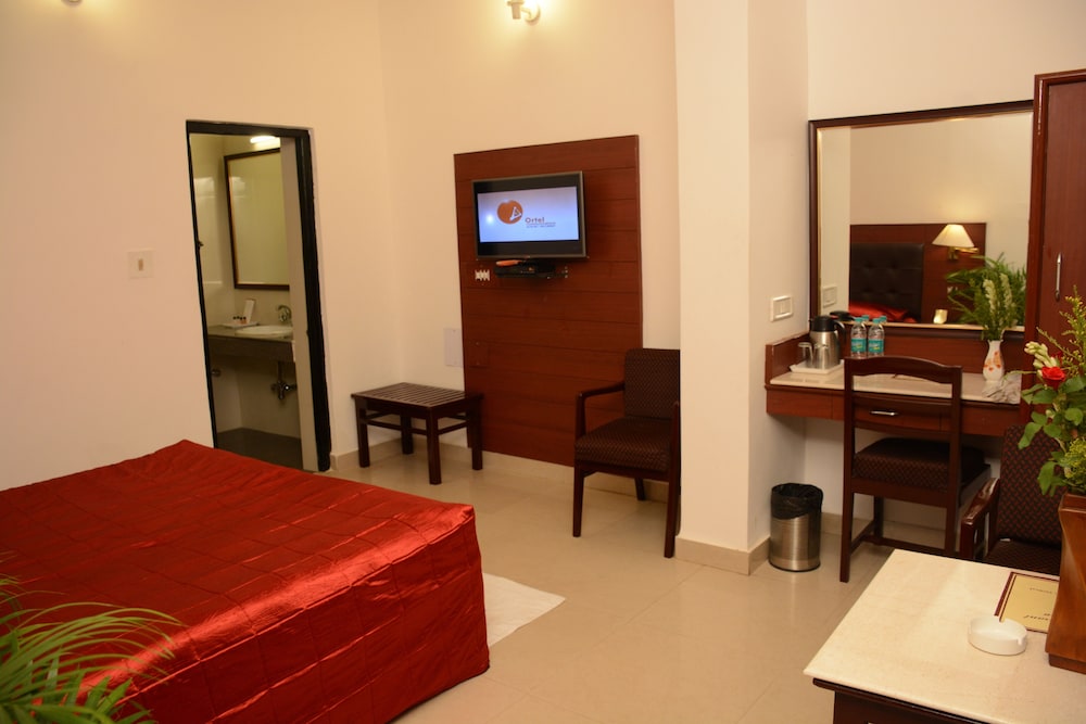 Deluxe Room - Photo 2