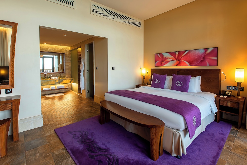 Club Suite, 2 Bedrooms, Club Lounge Access, Sea View (Opera)