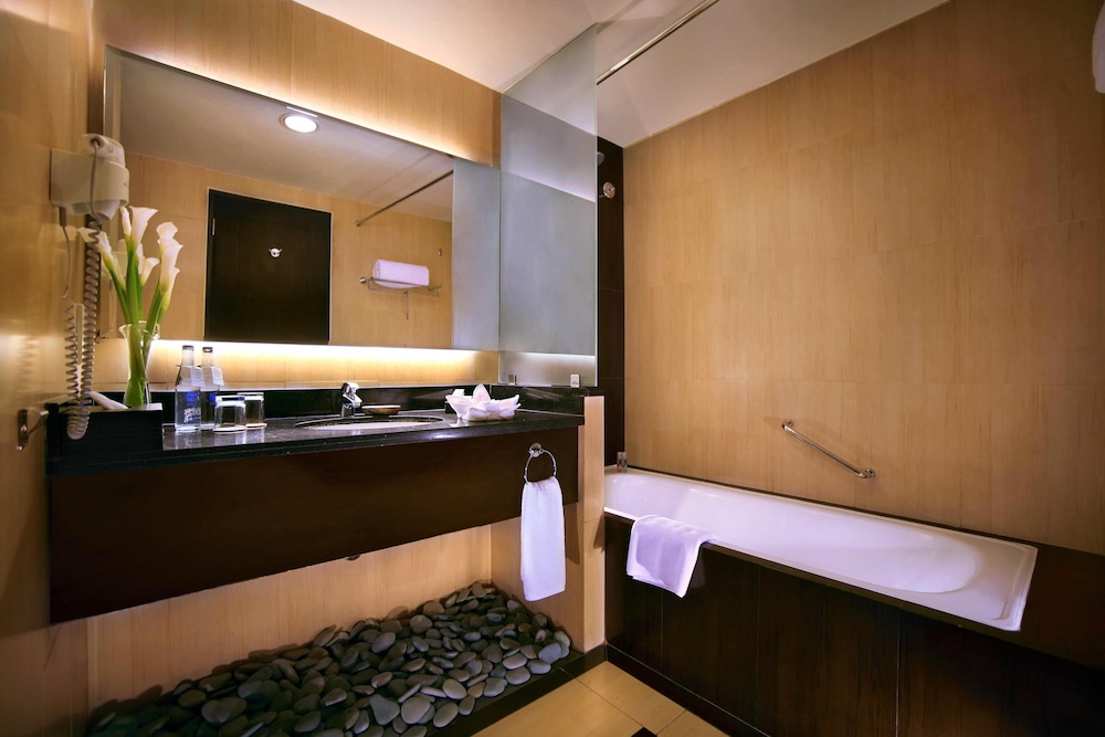 Aston Suite - Photo 2