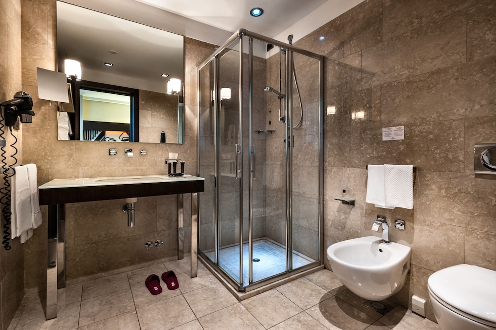 Standard Room, 2 Twin Beds, Courtyard View