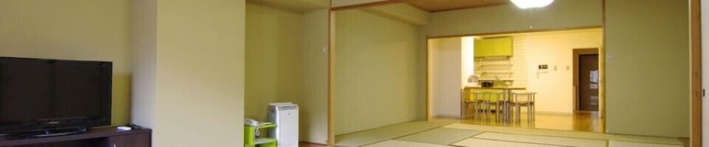 Twin Room with Tatami Area photo 2