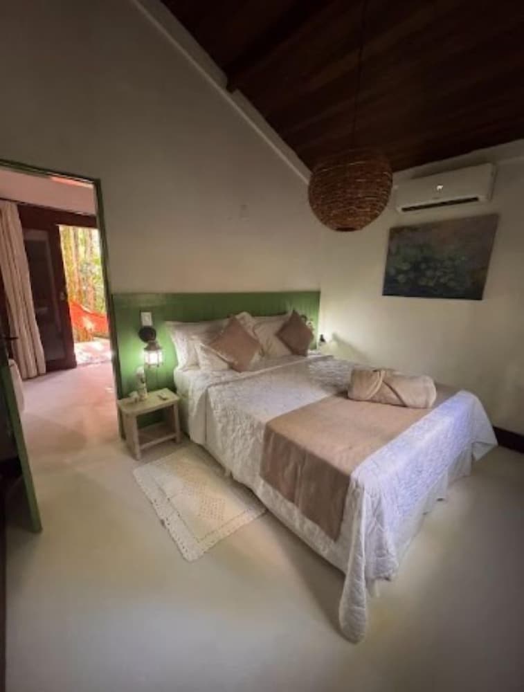 Family Room, 1 Bedroom - Photo 4