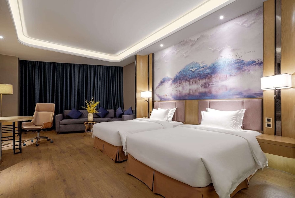 Deluxe Room, 2 Double Beds, Smoking