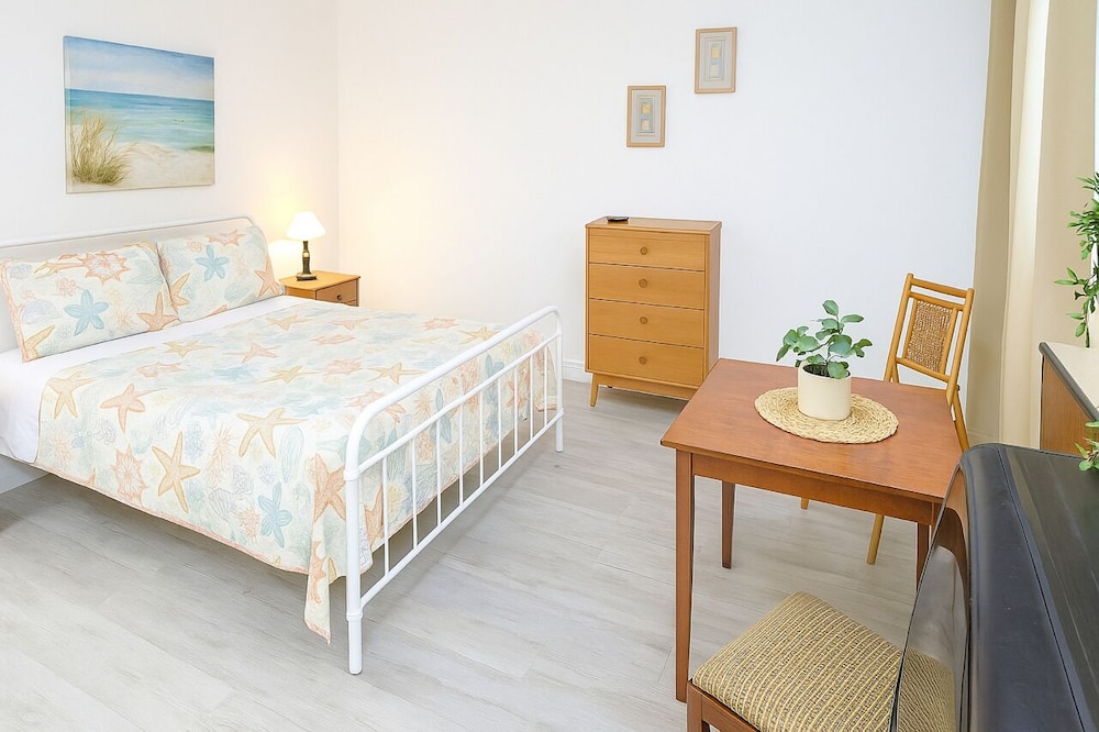 Studio Suite, 1 Bedroom, Oceanfront photo 1