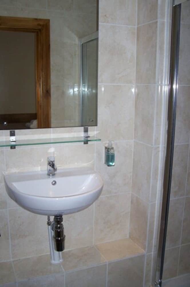 Edinburgh House Hotel — photo 135