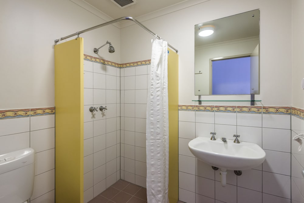 Bed in 4-Bed Female Dormitory with Shared Bathroom