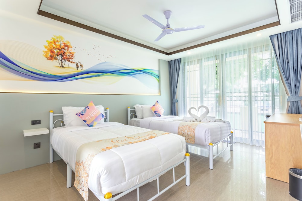 Superior Double or Twin Room, Pool View