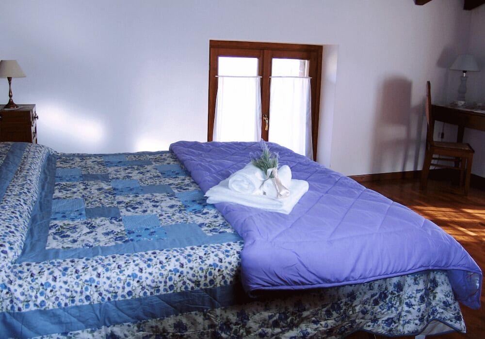 Double Room, Private Bathroom (Lavanda) photo 3