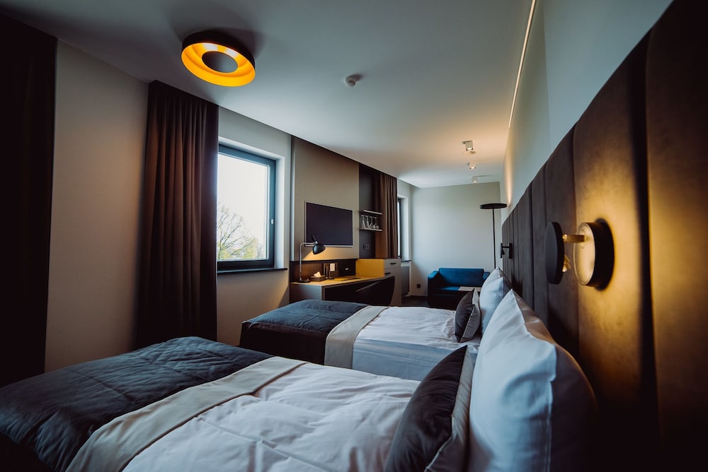 Standard Twin Room (Sofa)