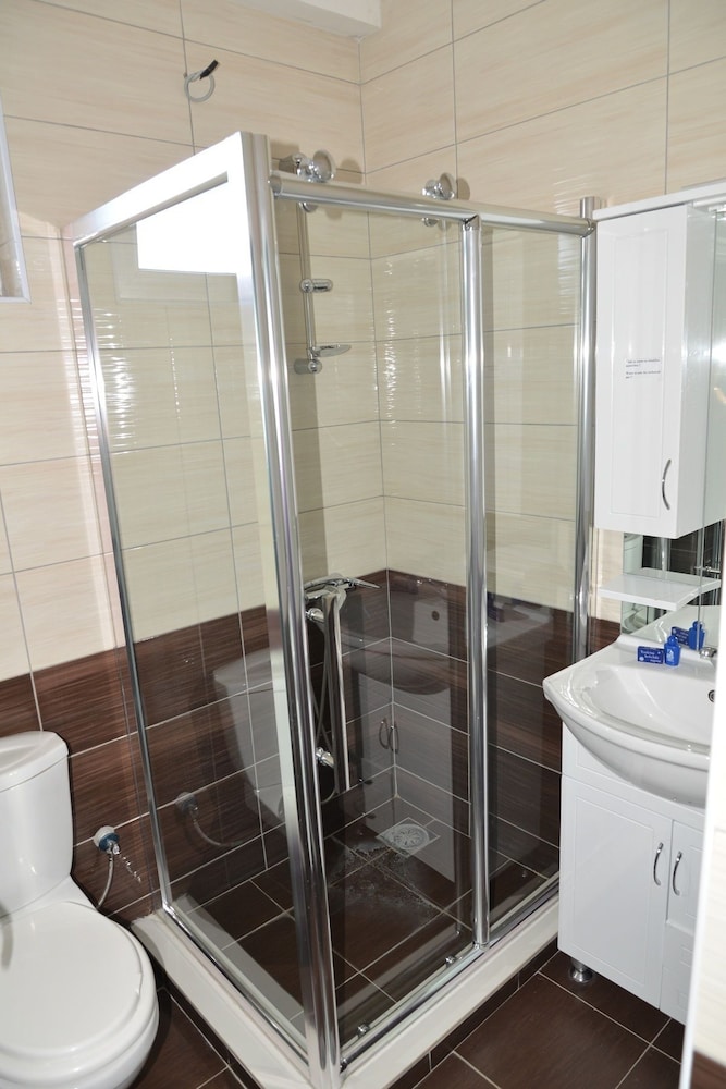 Basic Single Room photo 3