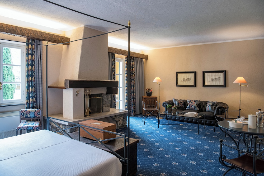 Deluxe Suite photo 1