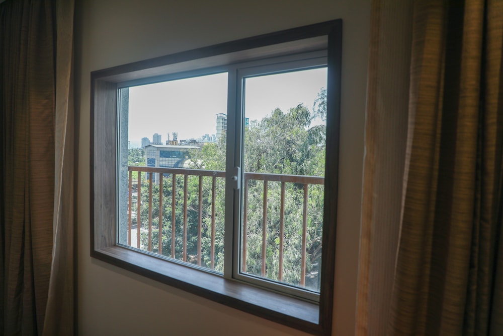 Executive Room - Photo 10