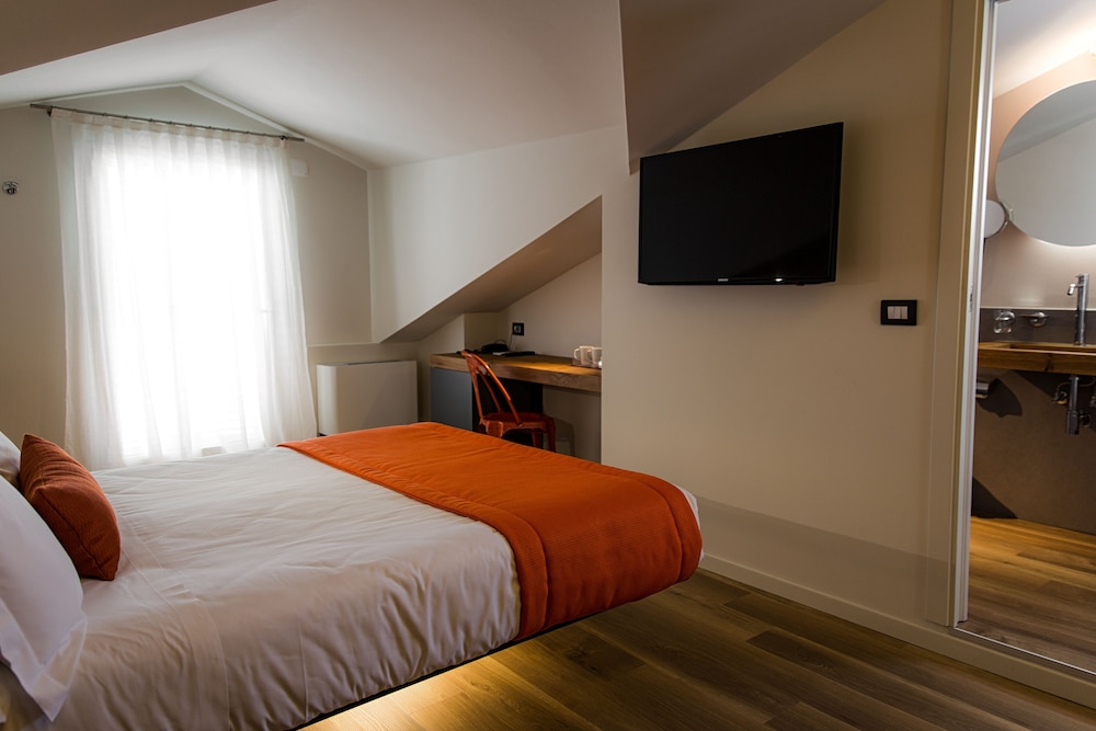 Exclusive Suite