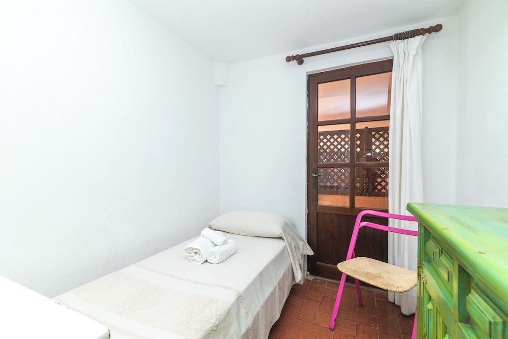 Family Apartment, Multiple Bedrooms (Trilocale Superior Cala Reale 505)